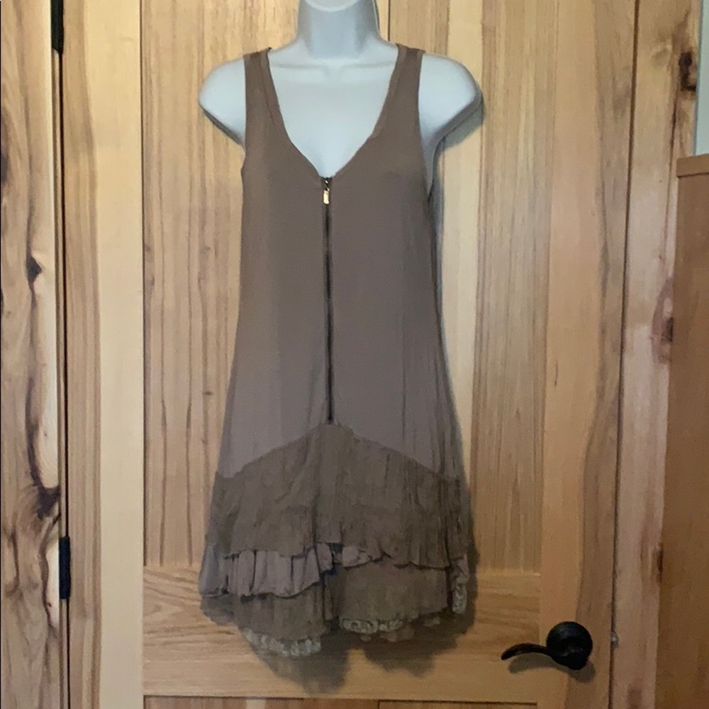 Tunic tank size small medium boutique taupe